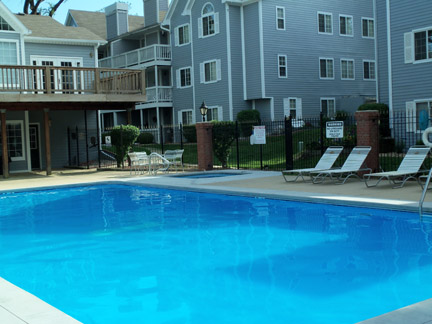 The Pool, Hot Fun in the Summertime